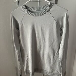 lululemon athletica Gray Long Sleeve Top